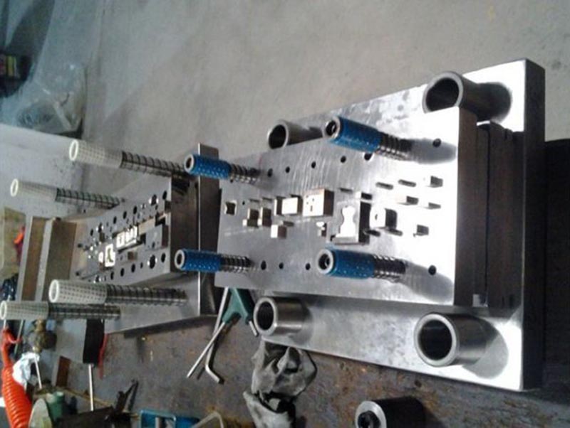 岳阳模具制造-12